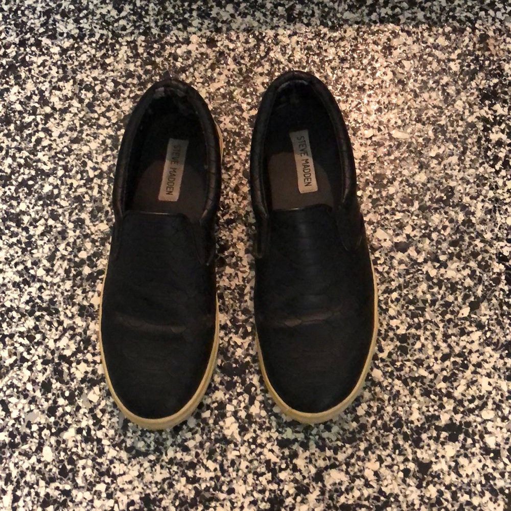 Steve Madden Flats